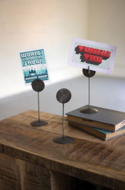 Round Wire Card Stand